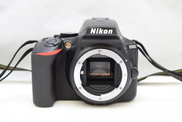 Nikon - 新品 未使用 Nikon ニコン D5600 ダブルズームキット メーカー